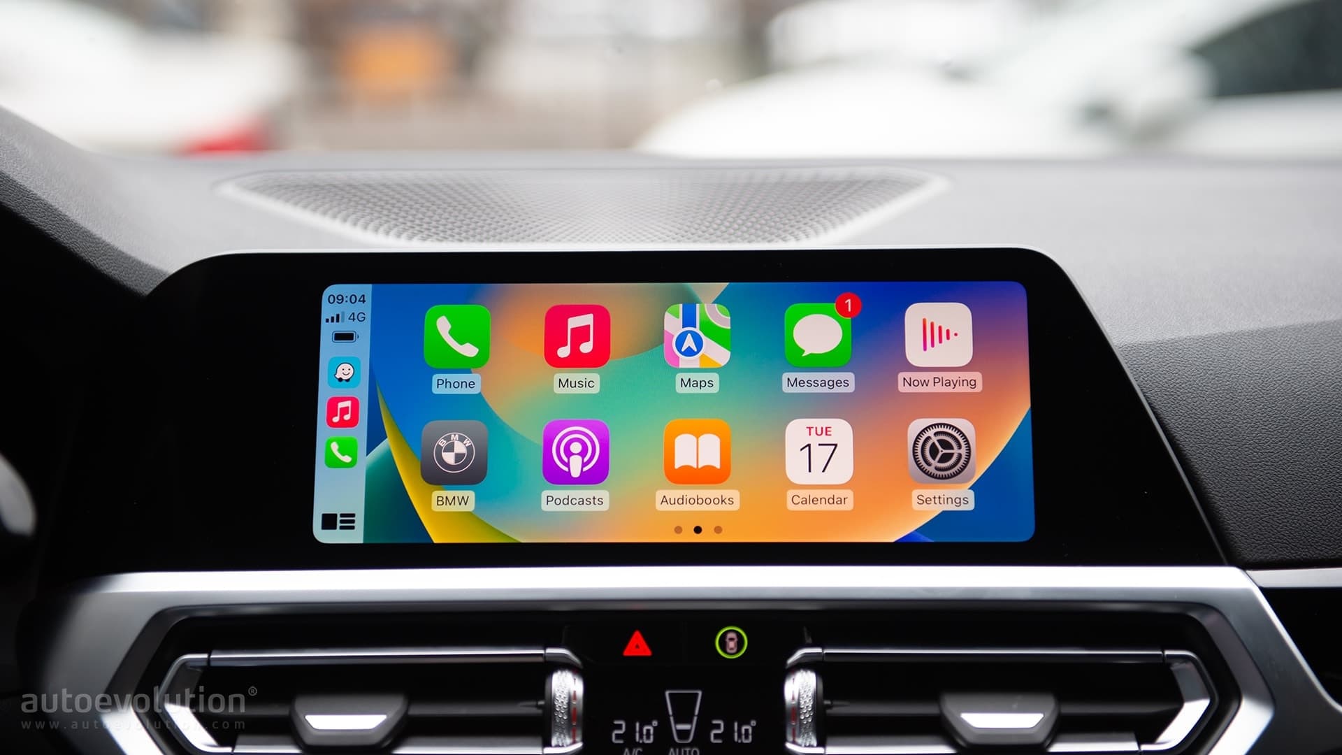 Another Big App on CarPlay: Claude Now Available for All Users